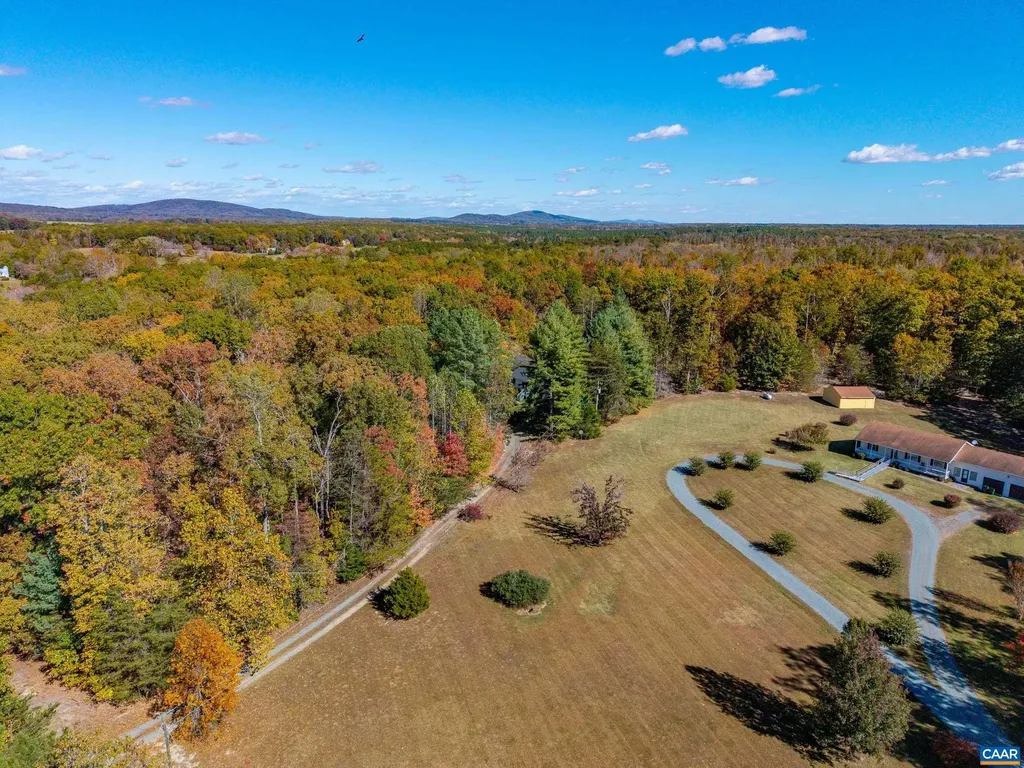 1739 Lindsay Road Gordonsville VA 22942