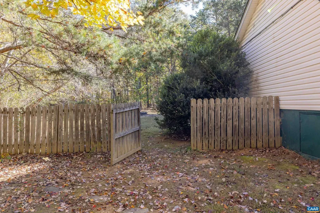 1739 Lindsay Road Gordonsville VA 22942