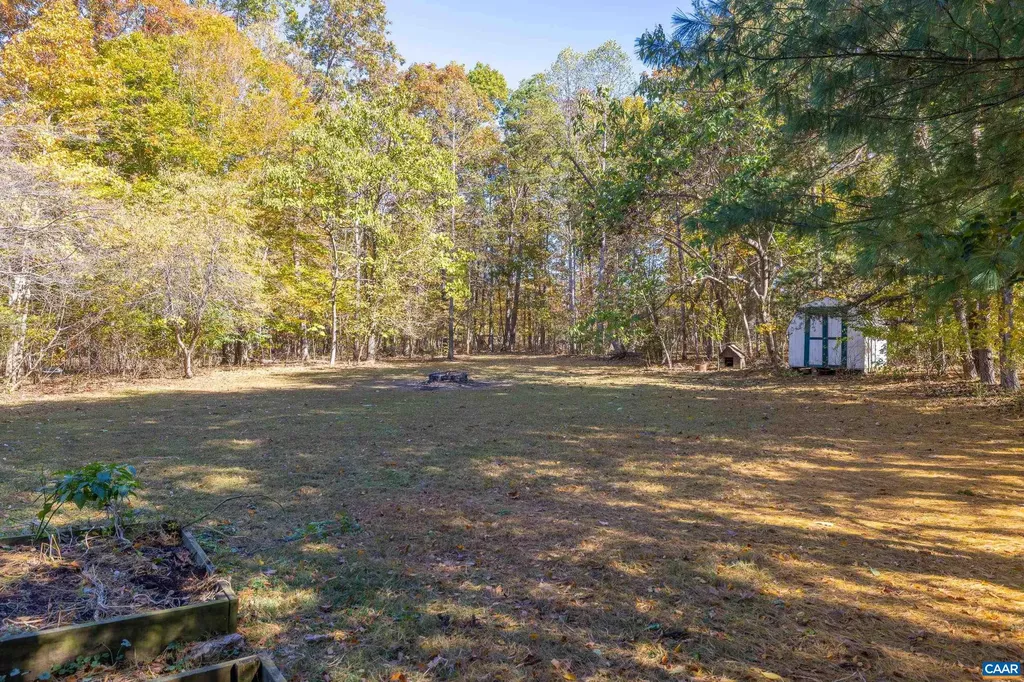 1739 Lindsay Road Gordonsville VA 22942