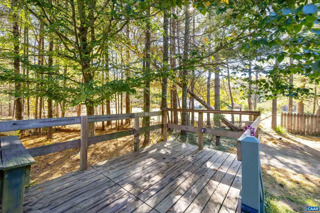 1739 Lindsay Road Gordonsville VA 22942