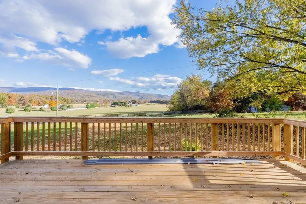 1328 Samuels Road Elkton VA 22827