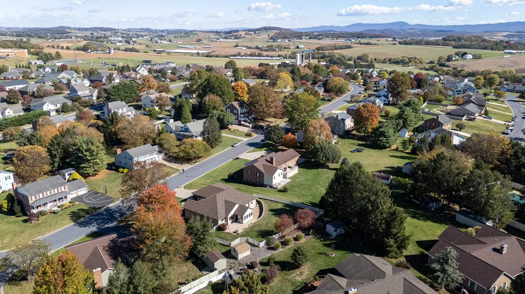 100 Sunbright Drive Bridgewater VA 22812