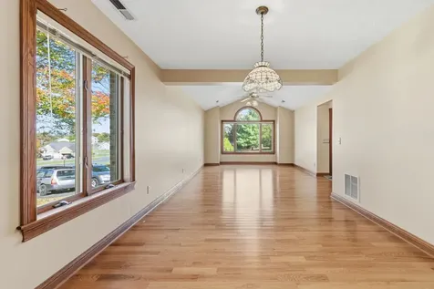 100 Sunbright Drive Bridgewater VA 22812