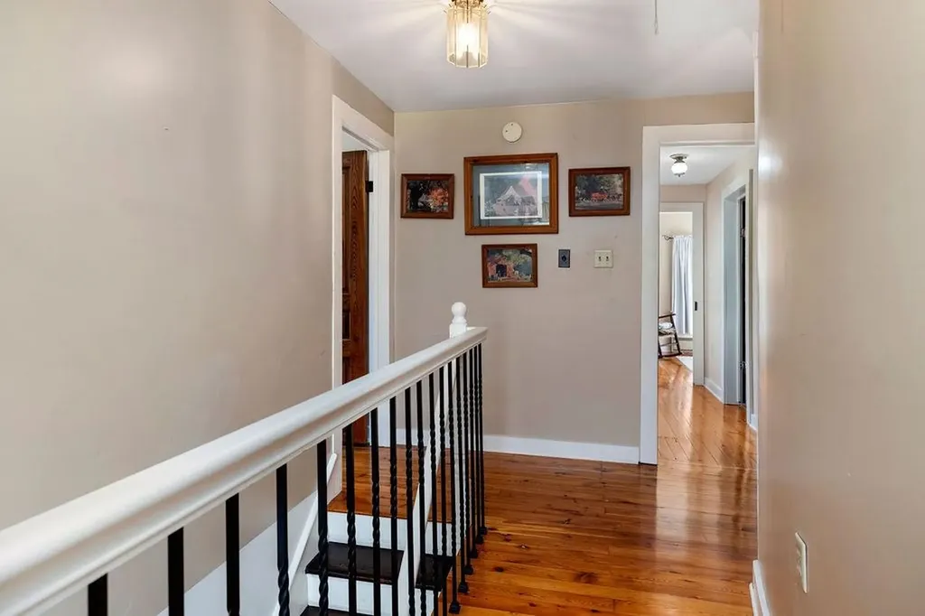 991 Hankey Mountain Highway Churchville VA 24421