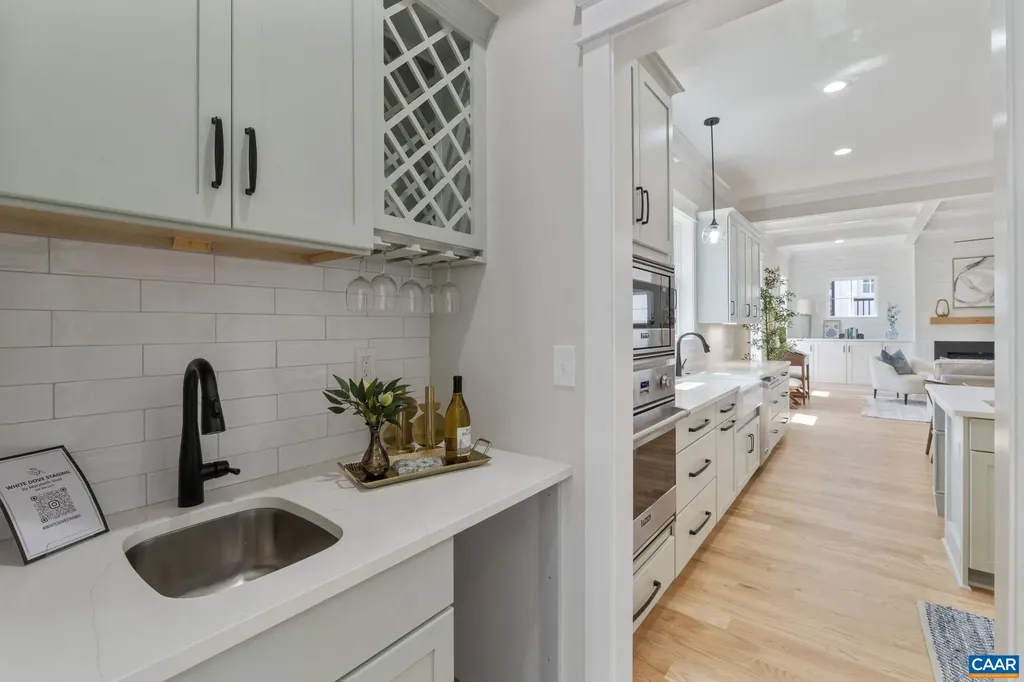 1603 Griffen Grove Charlottesville VA 22901