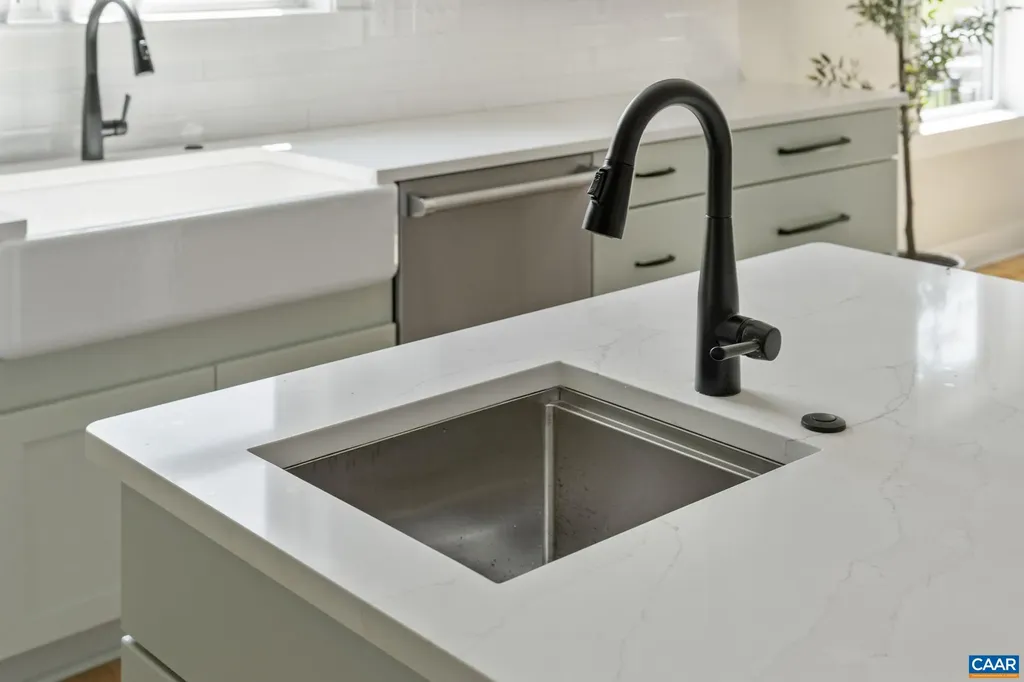 1603 Griffen Grove Charlottesville VA 22901