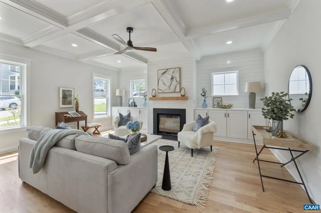 1603 Griffen Grove Charlottesville VA 22901