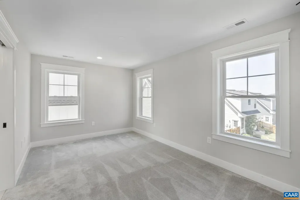 1603 Griffen Grove Charlottesville VA 22901