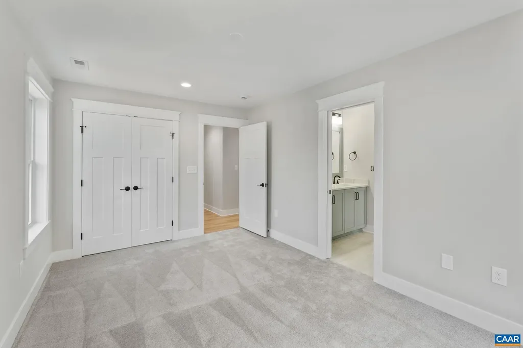 1603 Griffen Grove Charlottesville VA 22901