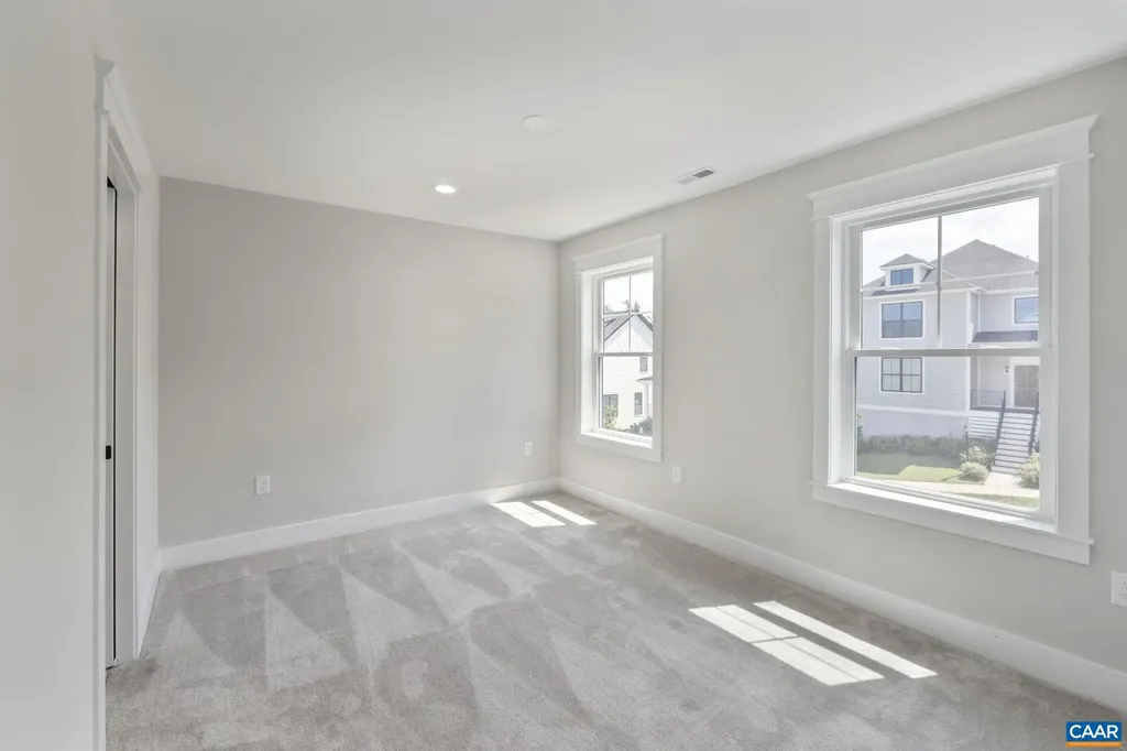 1603 Griffen Grove Charlottesville VA 22901