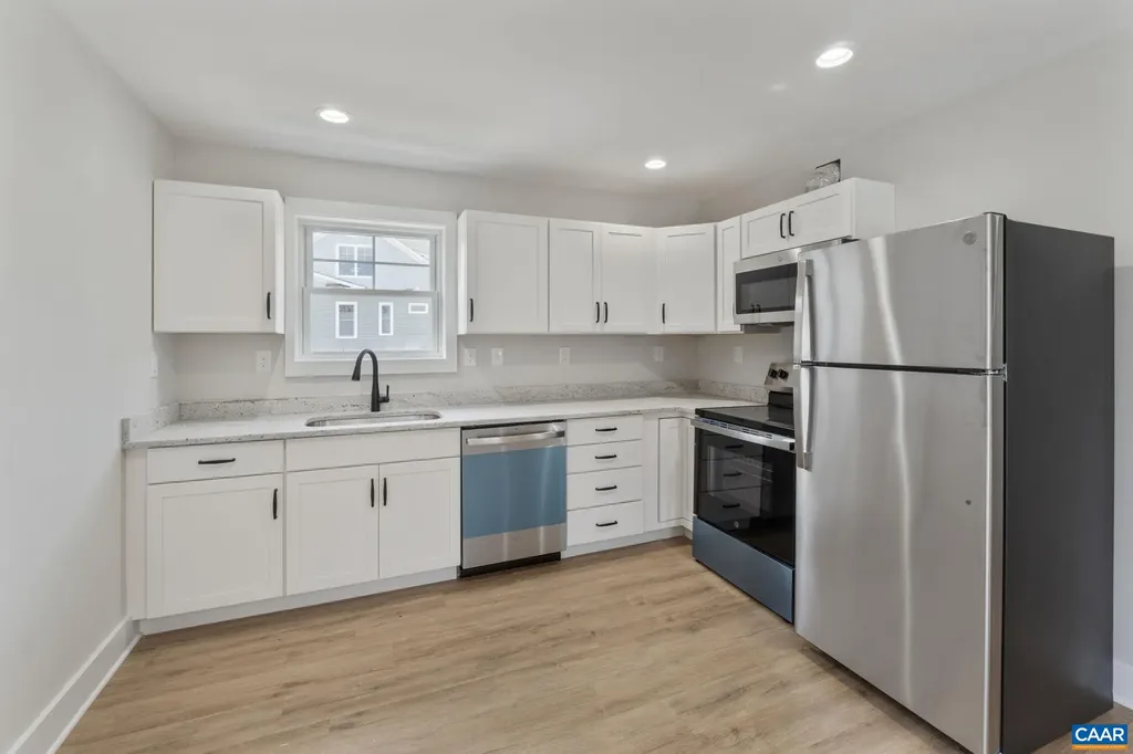 1603 Griffen Grove Charlottesville VA 22901