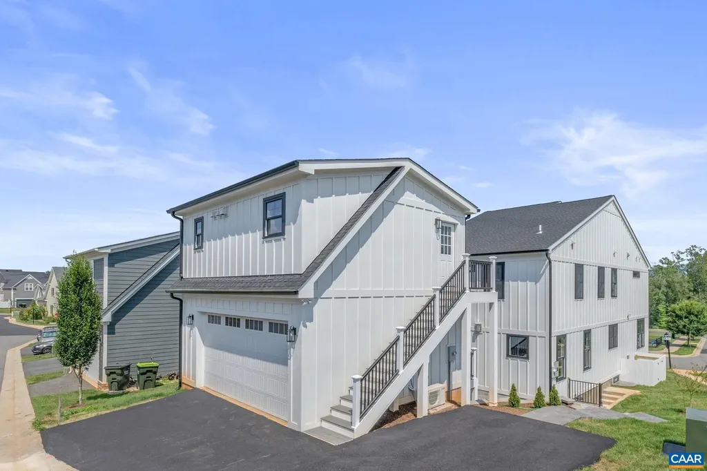 1603 Griffen Grove Charlottesville VA 22901