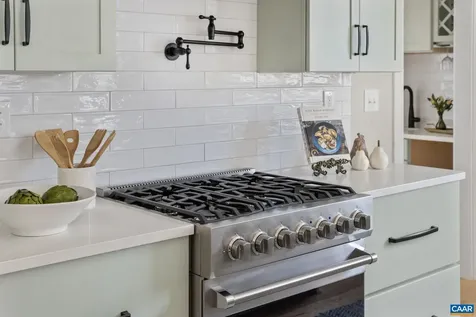 1603 Griffen Grove Charlottesville VA 22901