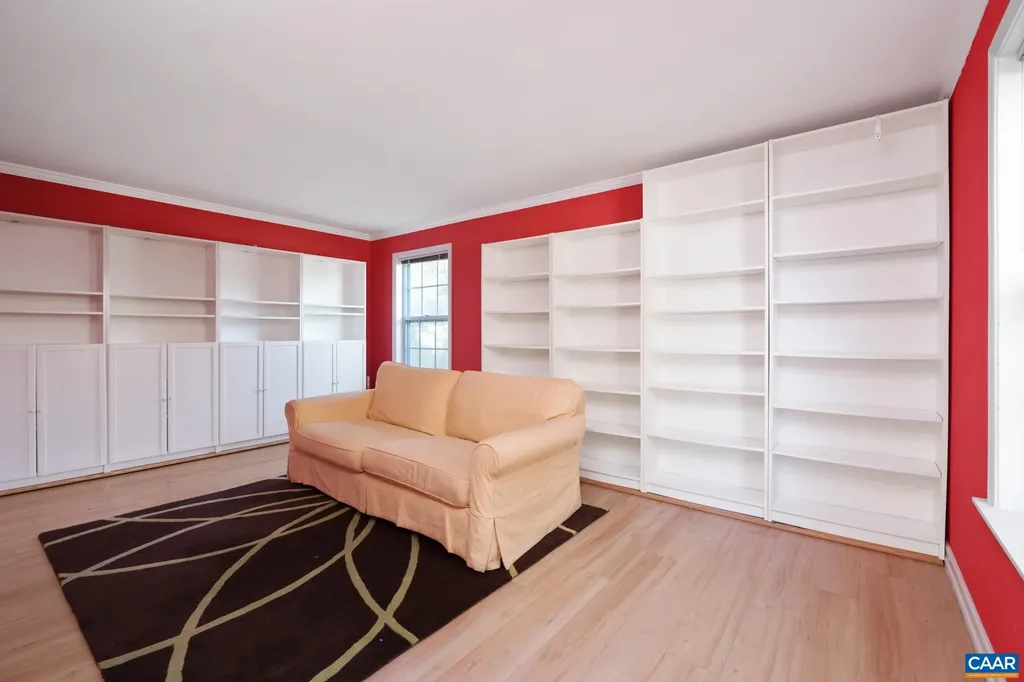 1115 Cottonwood Road Charlottesville VA 22901