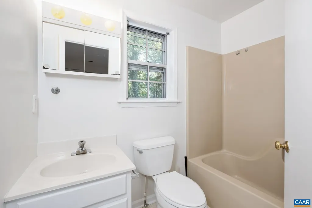 1115 Cottonwood Road Charlottesville VA 22901