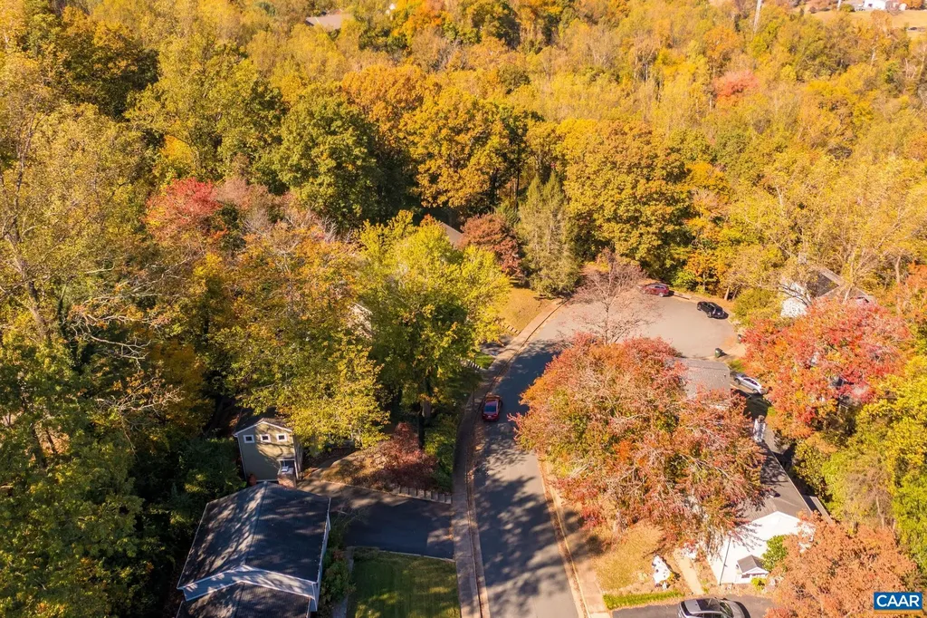 1115 Cottonwood Road Charlottesville VA 22901