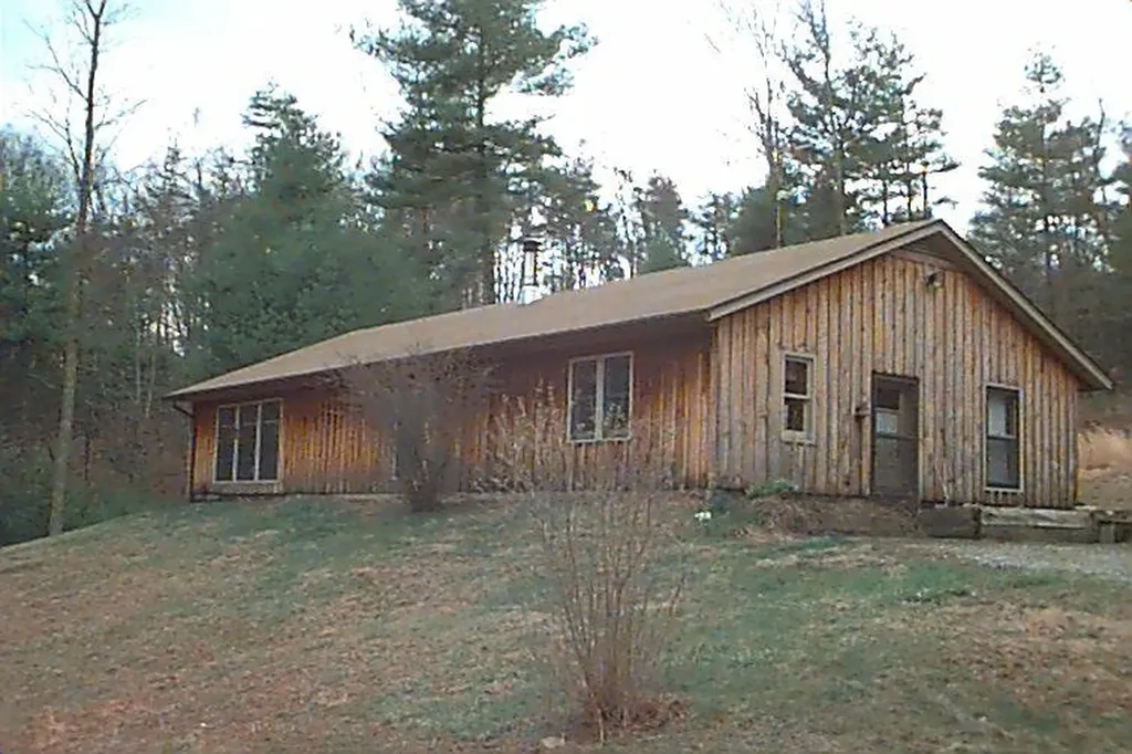 20485 Mongold Hollow Bergton VA 22811