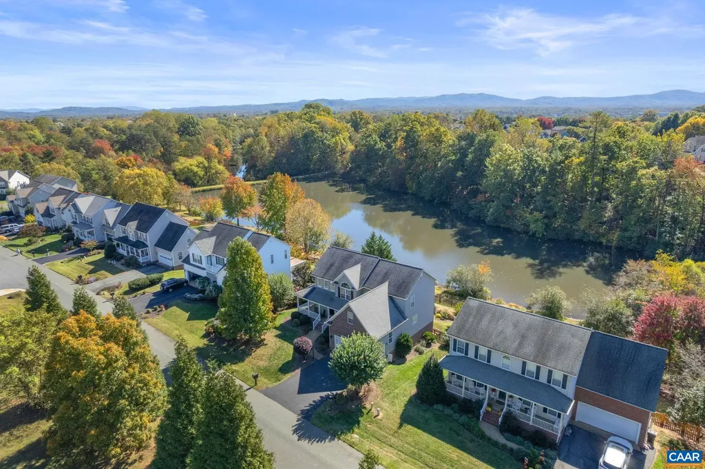 1811 Lanetown Way Crozet VA 22932