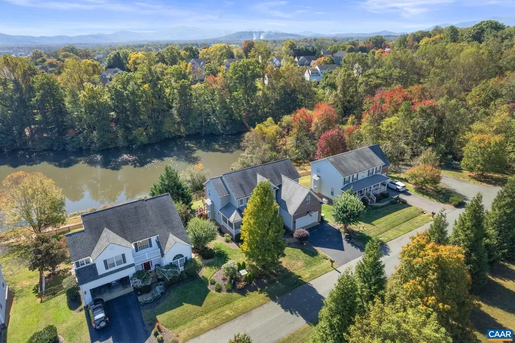 1811 Lanetown Way Crozet VA 22932