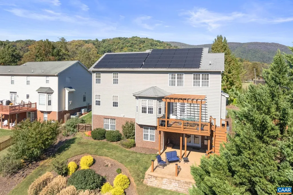 1811 Lanetown Way Crozet VA 22932