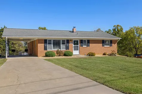 97 Hillside Drive Verona VA 24482