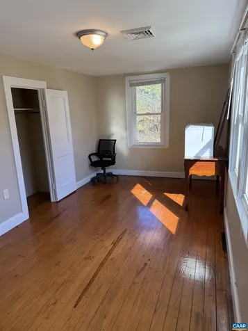 35 Stanley Street Staunton VA 24401