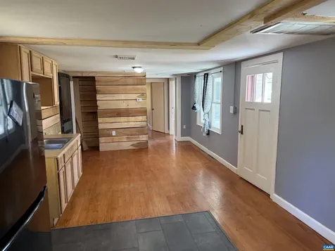 35 Stanley Street Staunton VA 24401