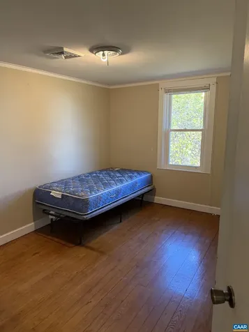 35 Stanley Street Staunton VA 24401