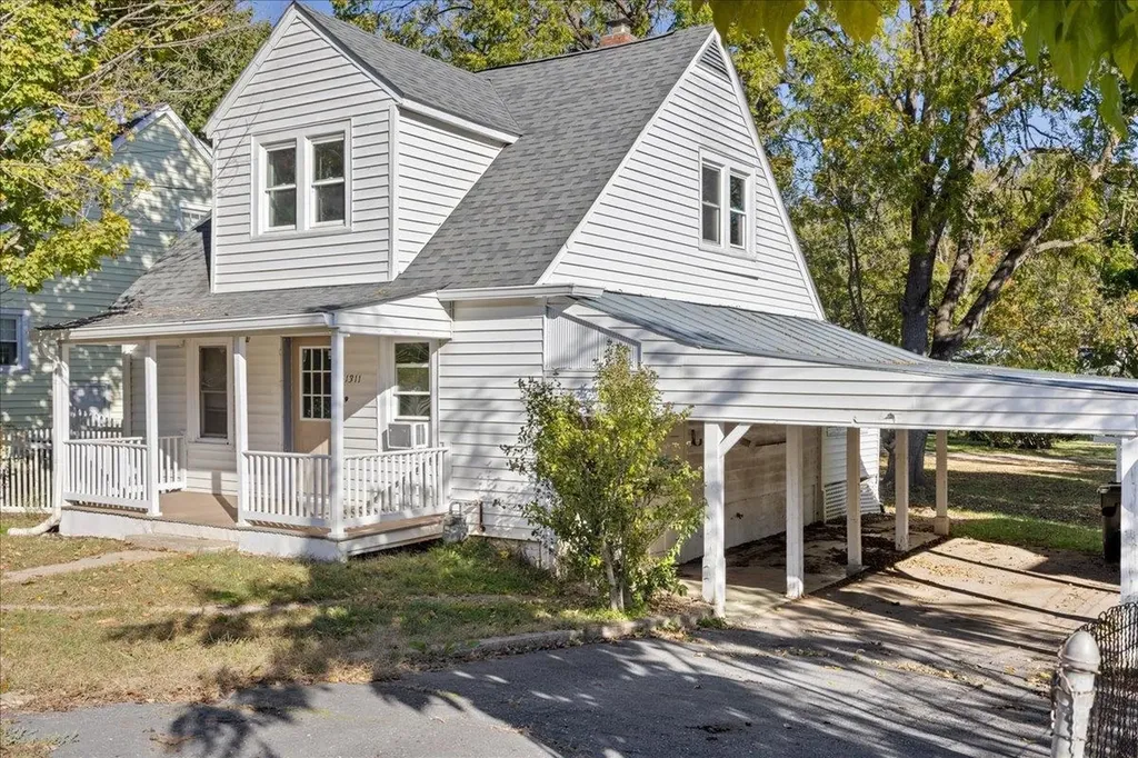 1311 Lyle Avenue Staunton VA 24401