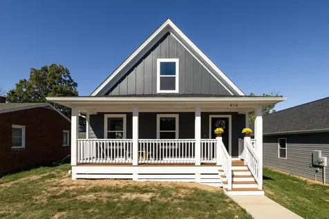 416 Grubert Avenue Staunton VA 24401