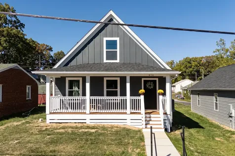 416 Grubert Avenue Staunton VA 24401