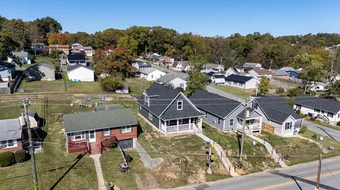 416 Grubert Avenue Staunton VA 24401