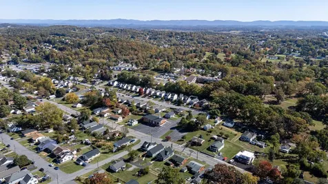 416 Grubert Avenue Staunton VA 24401