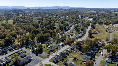 416 Grubert Avenue Staunton VA 24401