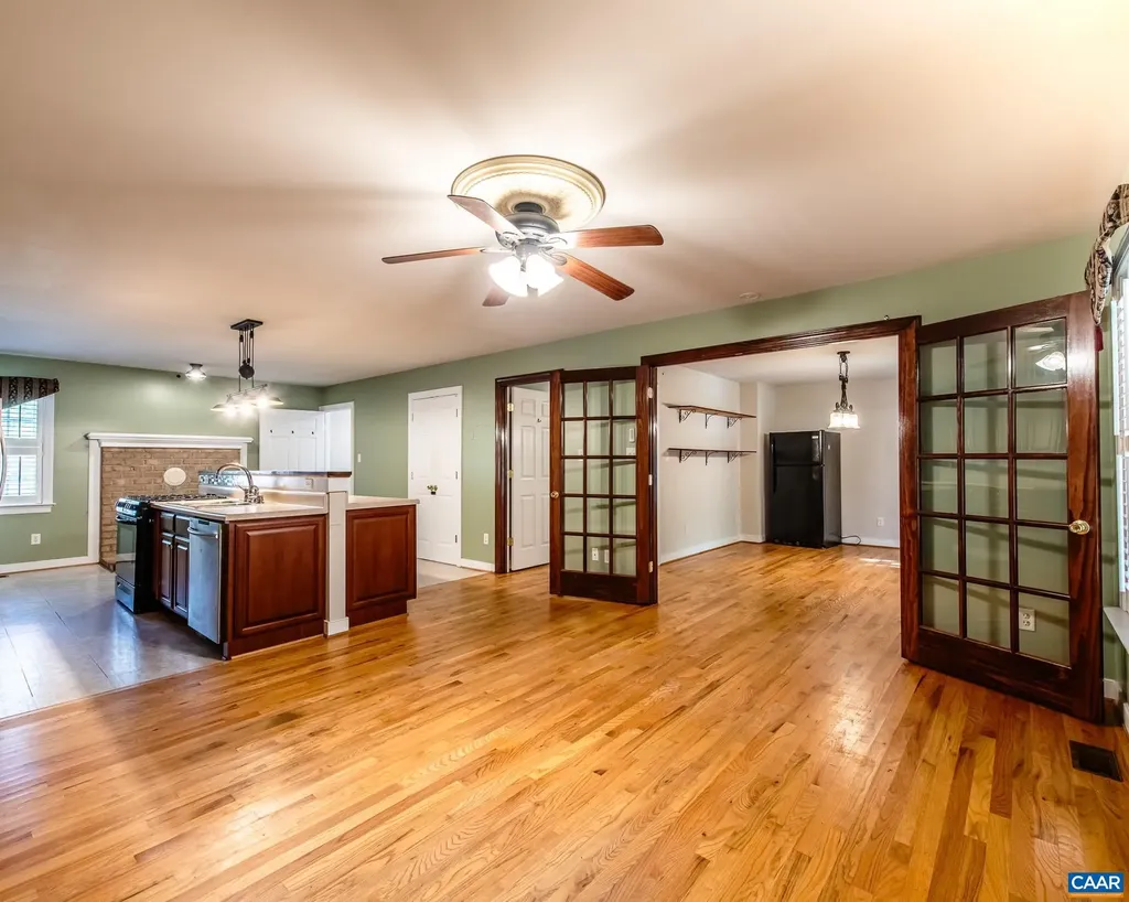 187 Curley Lane Bumpass VA 23024