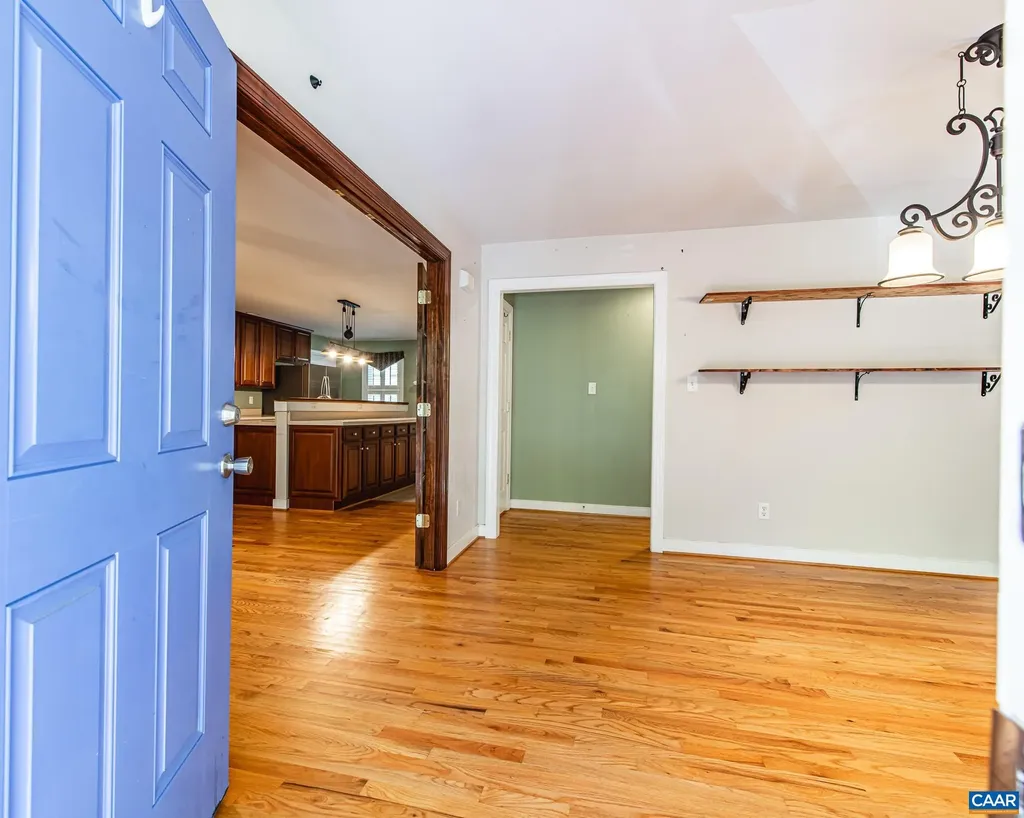 187 Curley Lane Bumpass VA 23024