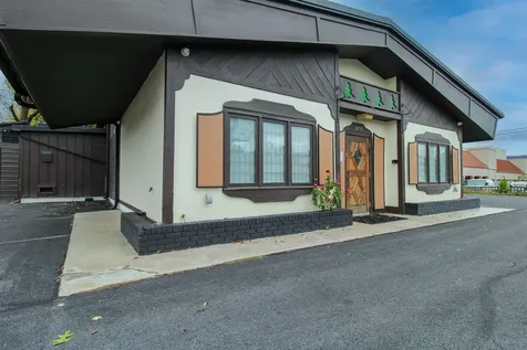 1035 Broad Street W Waynesboro VA 22980
