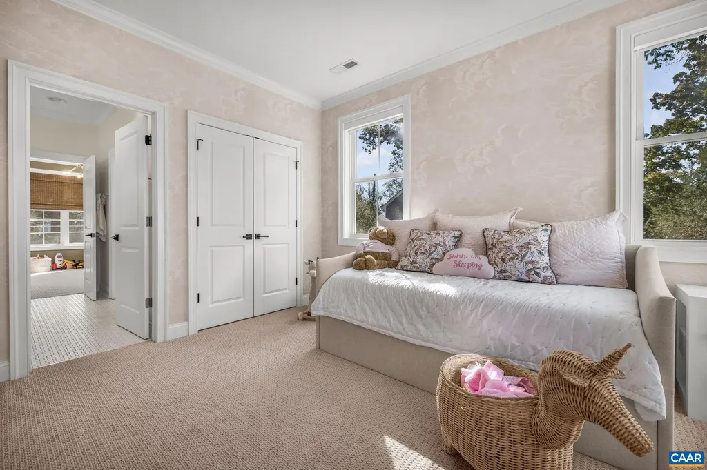 1421 Dairy Road Charlottesville VA 22903