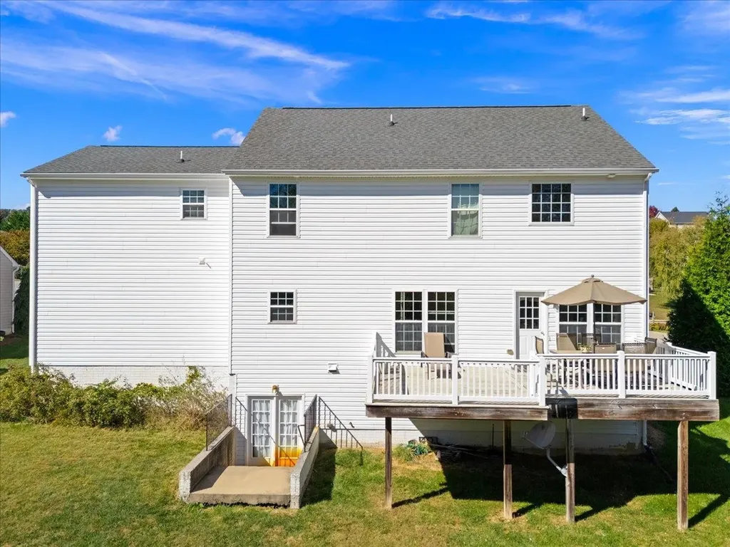 199 David Circle Penn Laird VA 22846