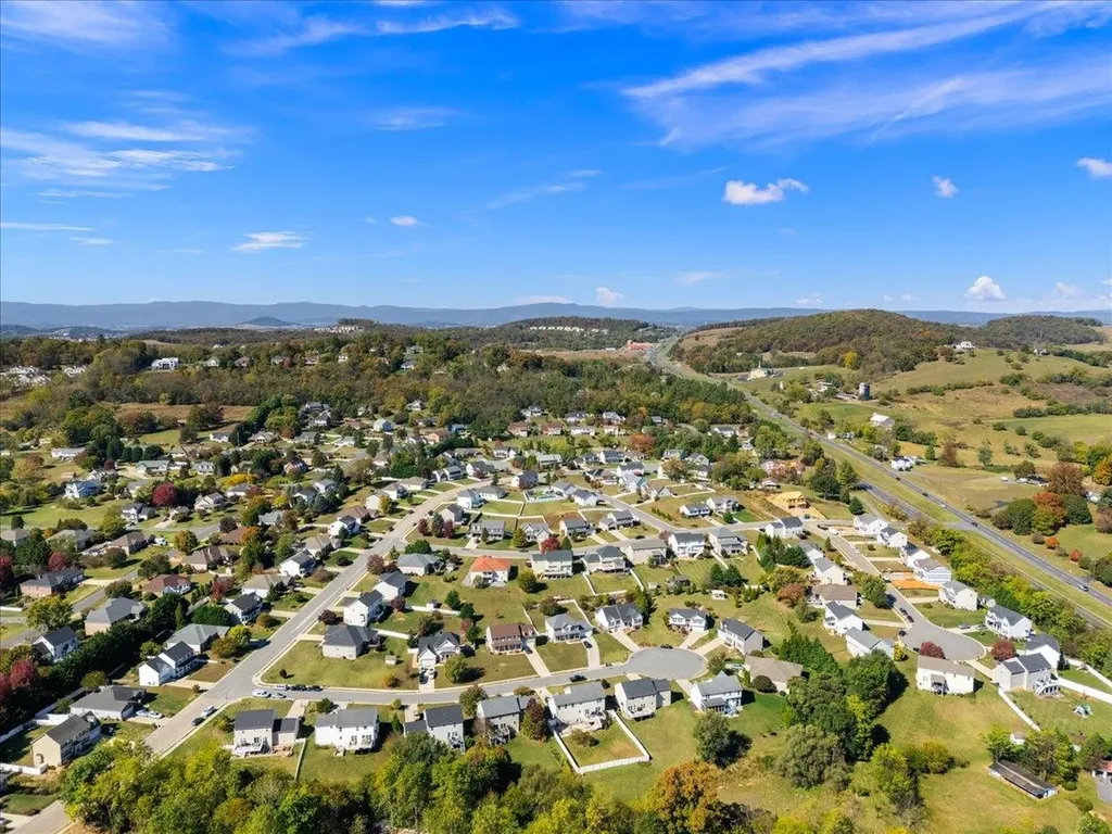 199 David Circle Penn Laird VA 22846