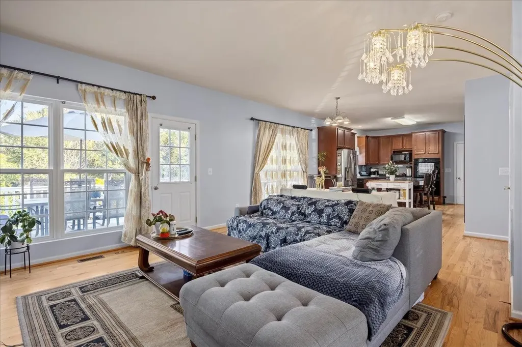 199 David Circle Penn Laird VA 22846