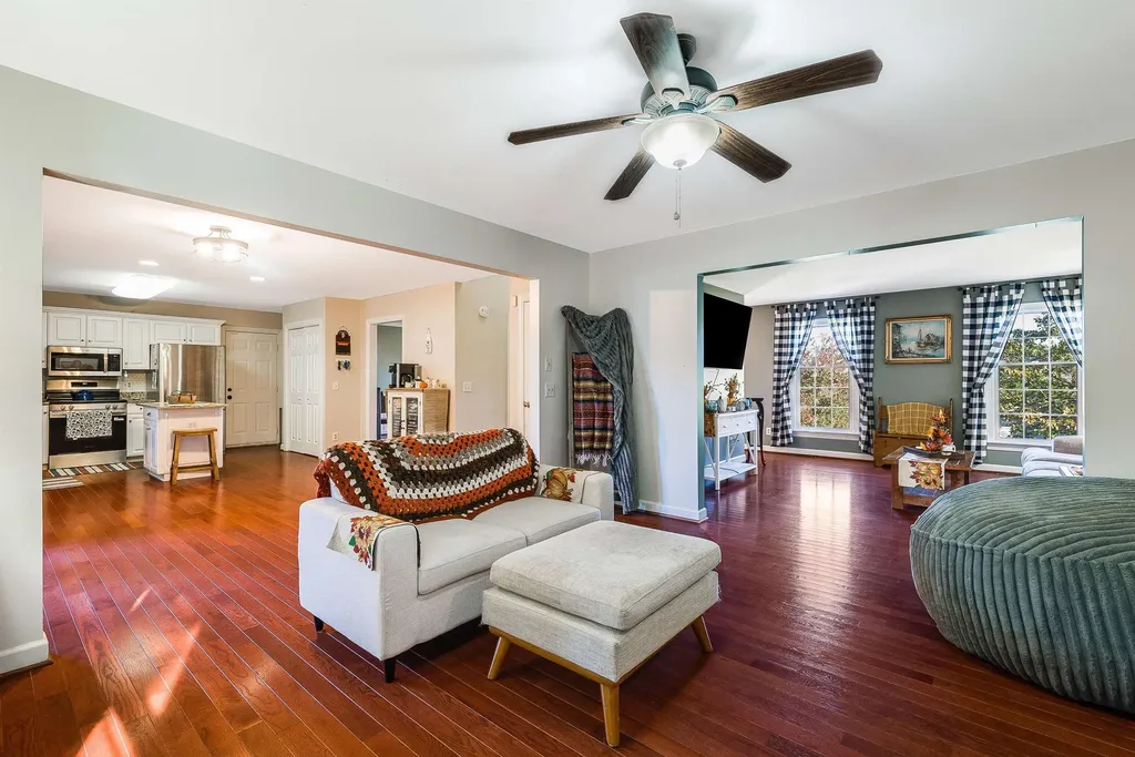 1141 Decca Drive Harrisonburg VA 22801