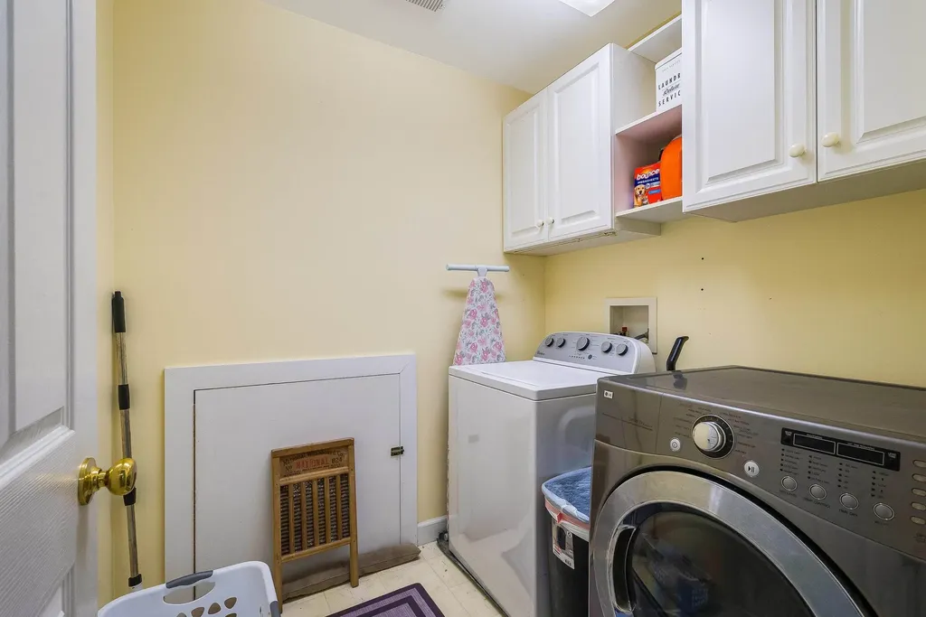 1141 Decca Drive Harrisonburg VA 22801