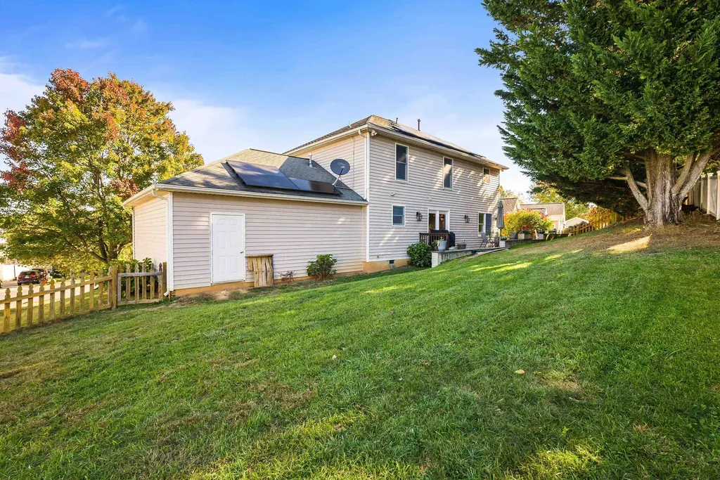 1141 Decca Drive Harrisonburg VA 22801