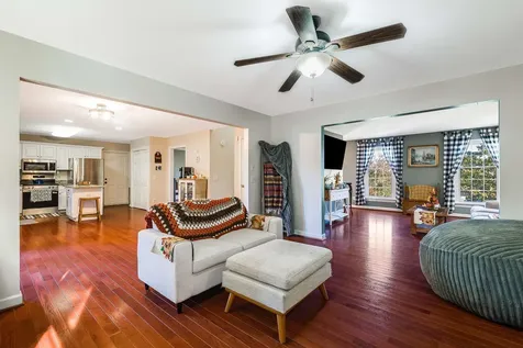 1141 Decca Drive Harrisonburg VA 22801