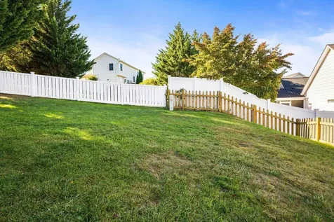 1141 Decca Drive Harrisonburg VA 22801