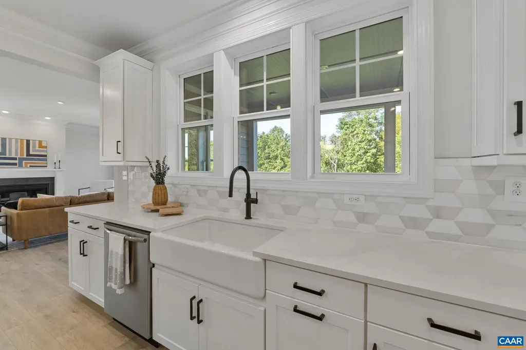 10A Sablewood Drive Charlottesville VA 22911