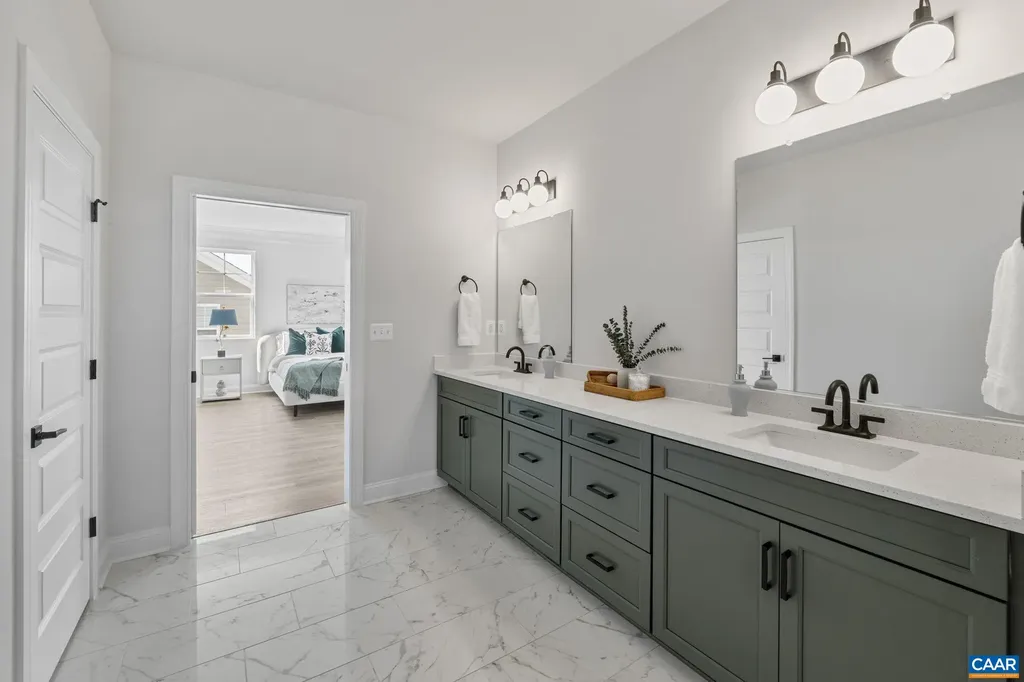 10A Sablewood Drive Charlottesville VA 22911