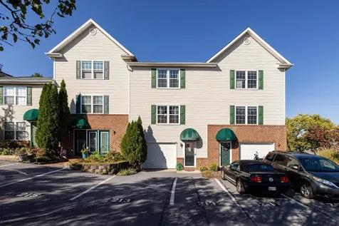 213 Emerson Lane Harrisonburg VA 22802
