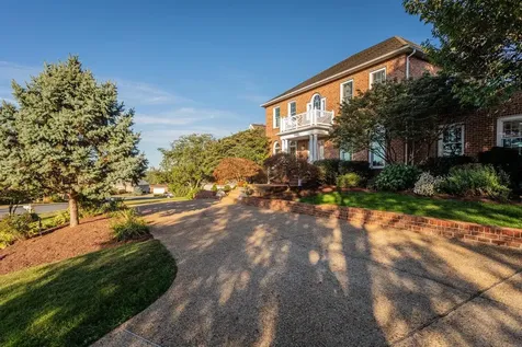 1880 College Avenue Harrisonburg VA 22802